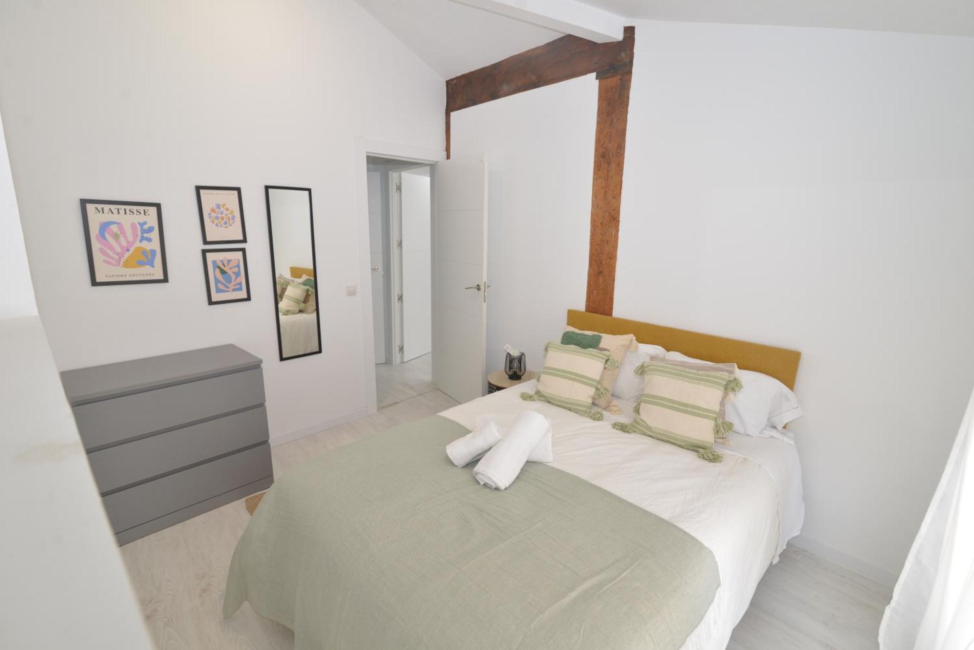 El Apartamento De San Cisneros By Just-Room Santander Exteriör bild