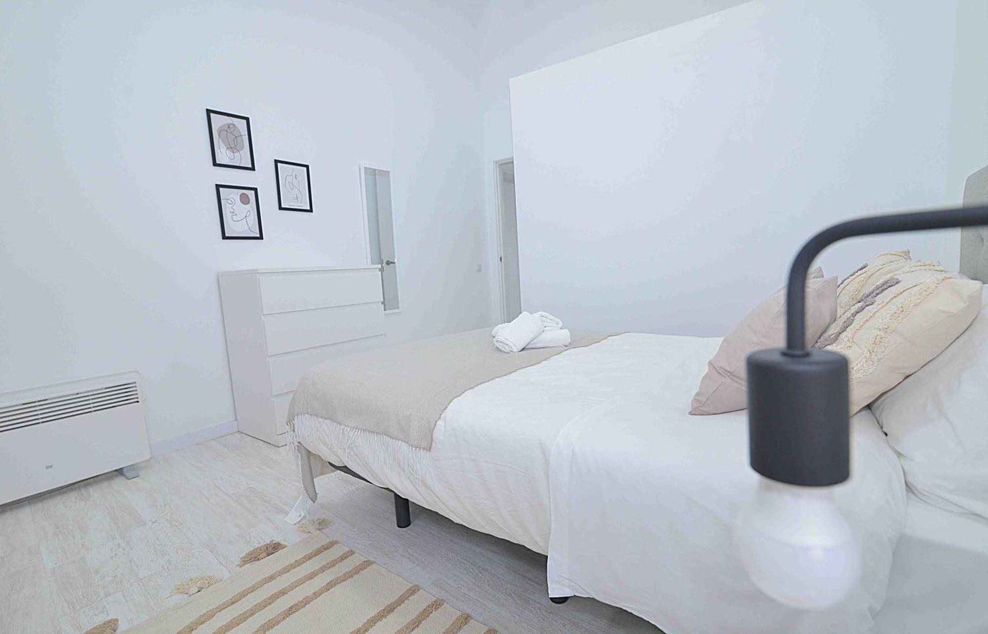 El Apartamento De San Cisneros By Just-Room Santander Exteriör bild