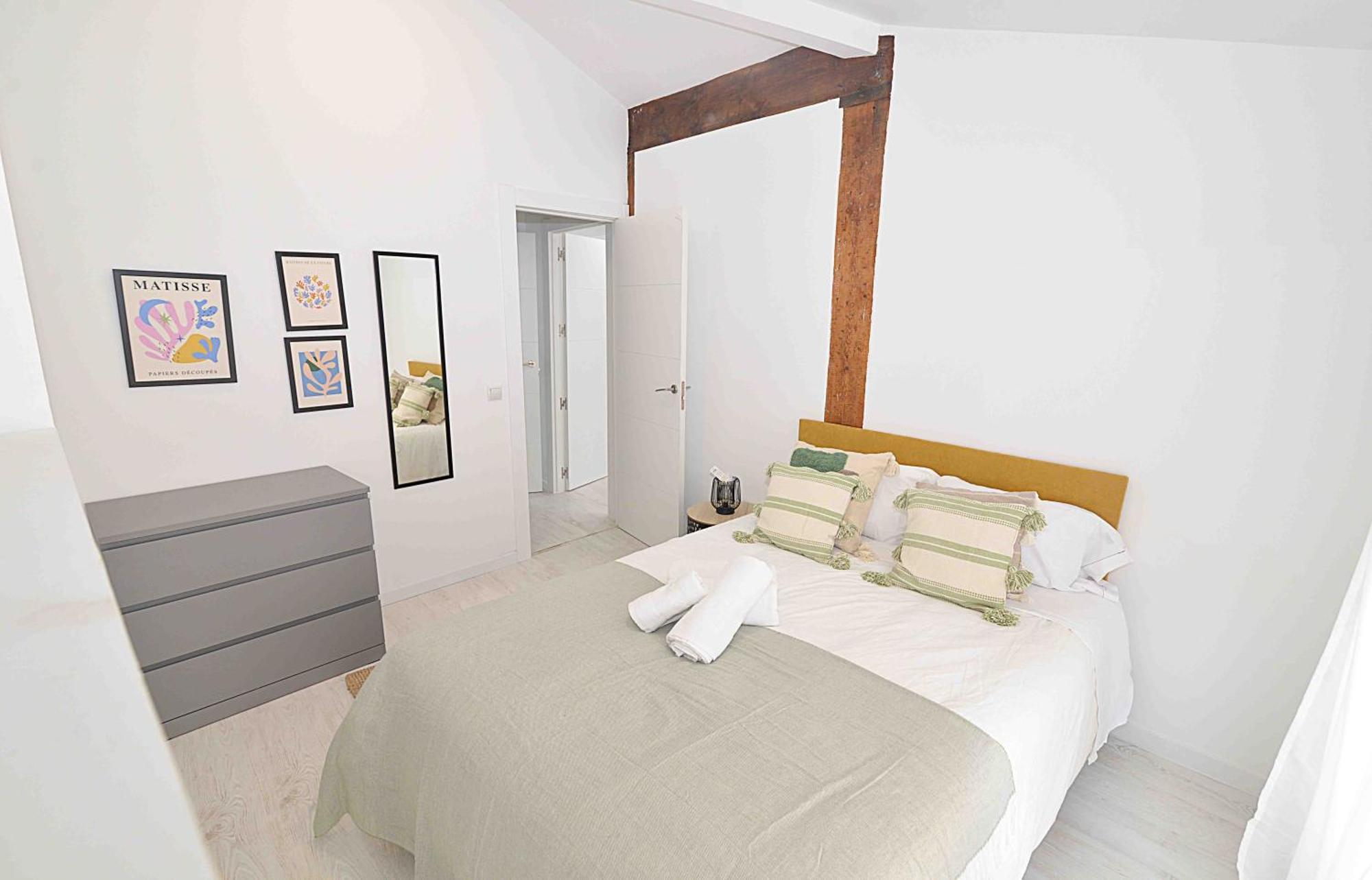 El Apartamento De San Cisneros By Just-Room Santander Exteriör bild