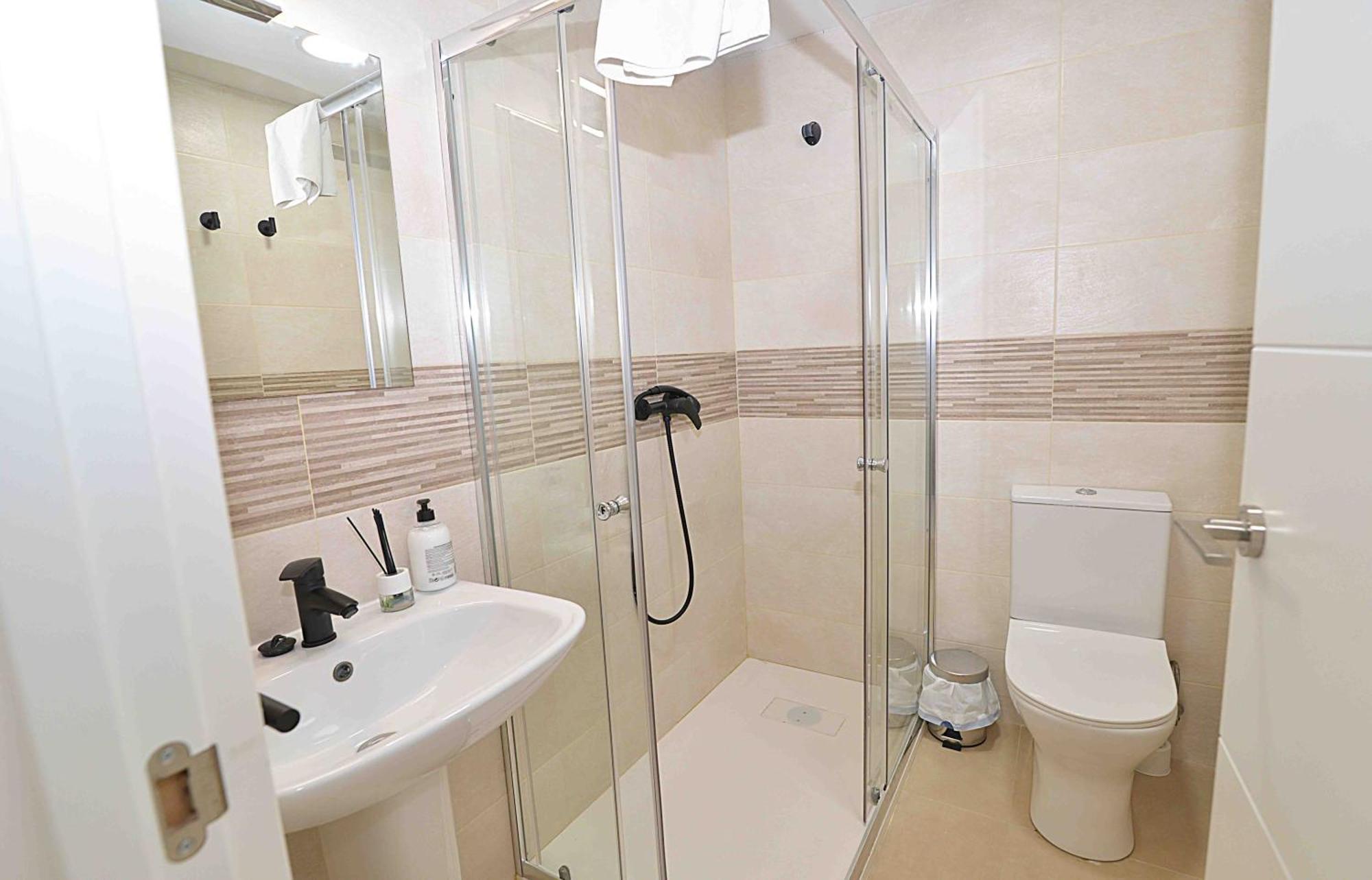 El Apartamento De San Cisneros By Just-Room Santander Exteriör bild