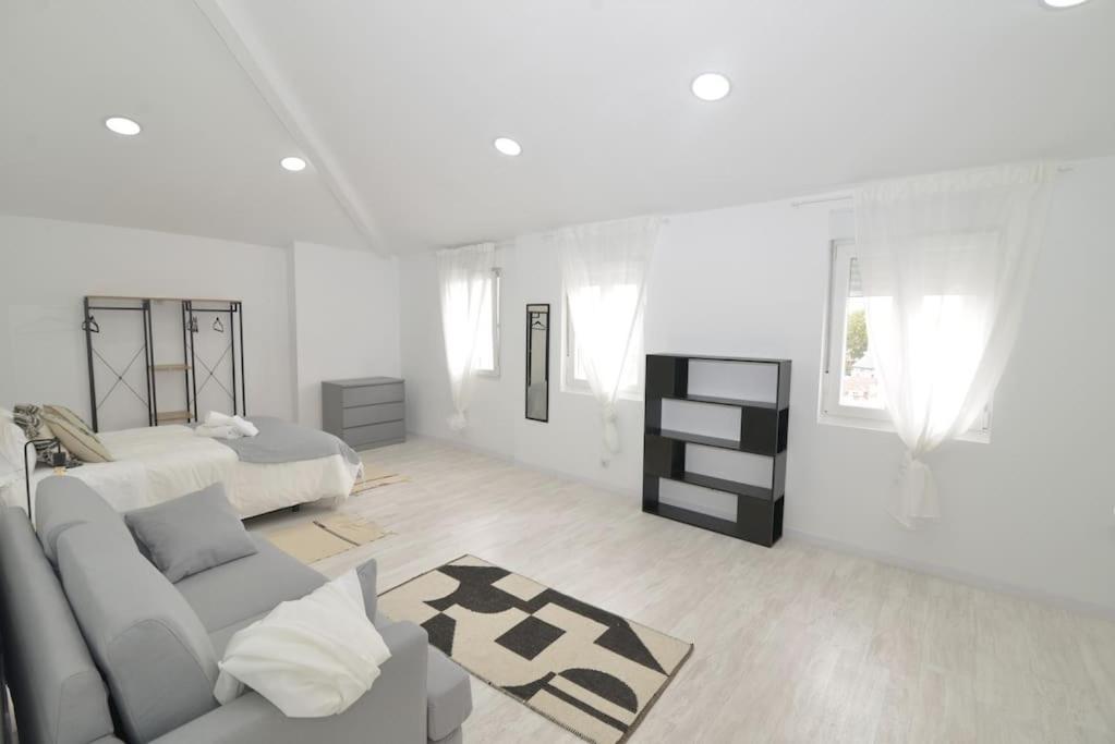 El Apartamento De San Cisneros By Just-Room Santander Exteriör bild